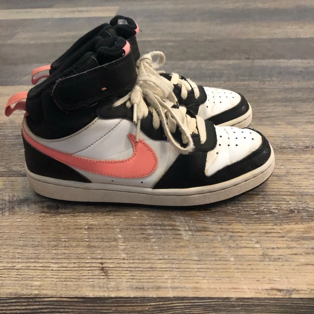 Nike Girls Court Borough Mid 2 Black/Sunset Pulse- White Sneaker - size 4